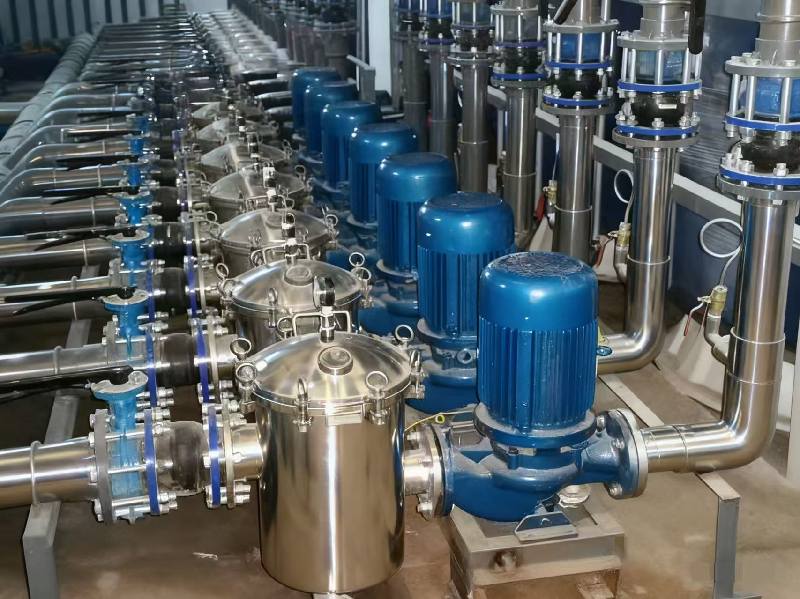 केन्द्रापसारक पम्प शुरू करते समय वाल्व क्यों बंद होना चाहिए?